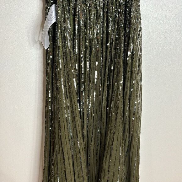Mac Duggal Sequined High Round Neckline Stunning Dress embellished size 16 - Picture 11 of 14